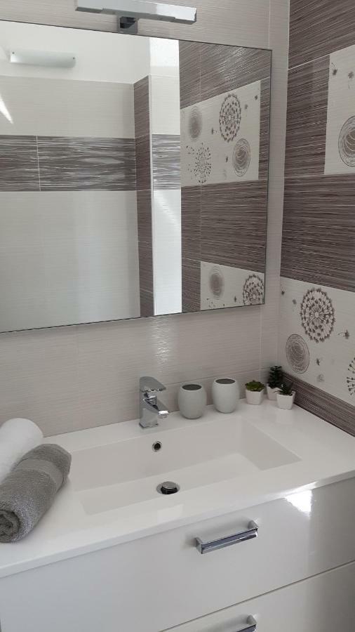 Porec Villa Luna With Pool Kültér fotó